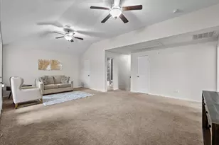 21819 Red Arbor Dr, Humble, TX 77338 - Photo 33