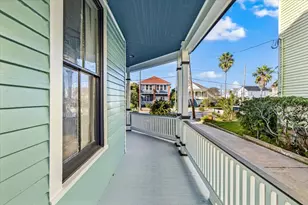 2207 Ave P, Galveston, TX 77550 - Photo 7