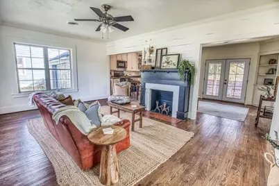 602 Alma Street, Brenham, TX 77833 - Photo 3