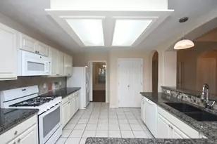 10430 Sanibel Falls Ct, Houston, TX 77095 - Photo 11