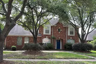 10430 Sanibel Falls Ct, Houston, TX 77095 - Photo 3
