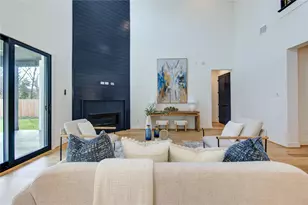 1502 Story St, Houston, TX 77055 - Photo 9