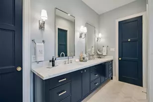 4609 Holly St, Bellaire, TX 77401 - Photo 27
