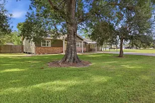 11565 Greenway Dr, Beaumont, TX 77705 - Photo 5