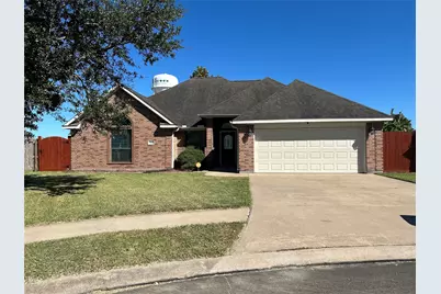 113 Eagle Nest Court, Richwood, TX 77566 - Photo 1
