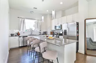 4811 Martin Oaks Ln, Houston, TX 77018 - Photo 11