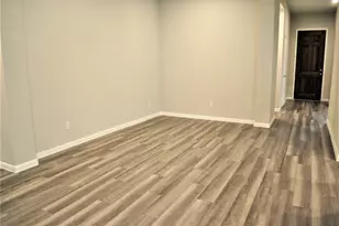 14131 Lake Lodge Dr, Conroe, TX 77384 - Photo 13