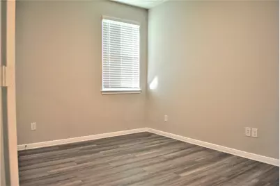 14131 Lake Lodge Drive, Conroe, TX 77384 - Photo 11