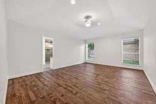 14222 Stokesmount Dr, Houston, TX 77077 - Photo 23