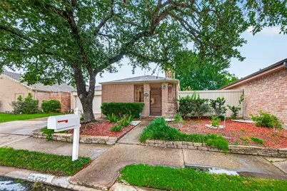 14222 Stokesmount Drive, Houston, TX 77077 - Photo 5