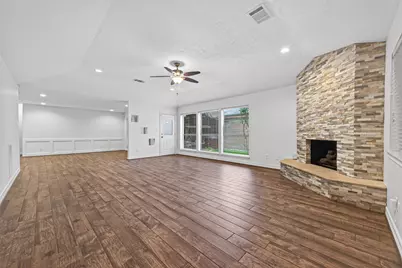14222 Stokesmount Drive, Houston, TX 77077 - Photo 9