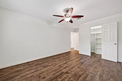 14222 Stokesmount Drive, Houston, TX 77077 - Photo 35