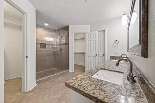 14222 Stokesmount Dr, Houston, TX 77077 - Photo 27
