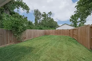 7926 Easter St, Houston, TX 77088 - Photo 15