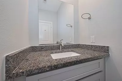 7926 Easter Street, Houston, TX 77088 - Photo 9