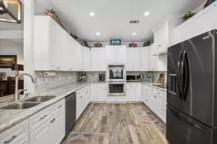 11770 Creek View Ln, Conroe, TX 77385 - Photo 11