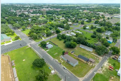 712 South Street, Schulenburg, TX 78956 - Photo 13