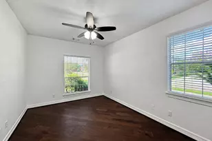 3301 Elm Creek Dr, League City, TX 77573 - Photo 5