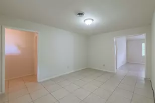 7614 Grape St, Houston, TX 77074 - Photo 3