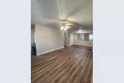 5665 Birchmont Drive #H, Houston, TX 77091 - Photo 13