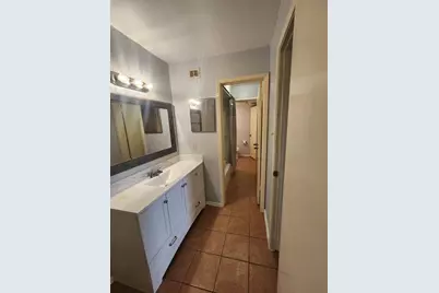 5665 Birchmont Drive #H, Houston, TX 77091 - Photo 17