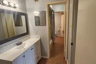 5665 Birchmont Dr, Houston, TX 77091 - Photo 17