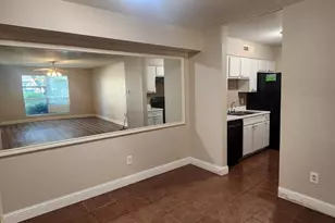 5665 Birchmont Dr, Houston, TX 77091 - Photo 5