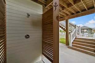 1243 Pilot Ln, Galveston, TX 77554 - Photo 41