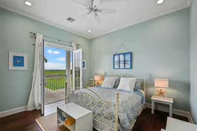 1243 Pilot Lane, Galveston, TX 77554 - Photo 19