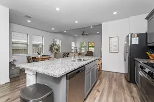 19180 Cedar Lennox Cir, Magnolia, TX 77355 - Photo 7