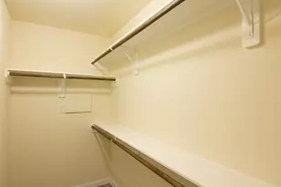 8706 J C Oaks Cir, Houston, TX 77028 - Photo 13