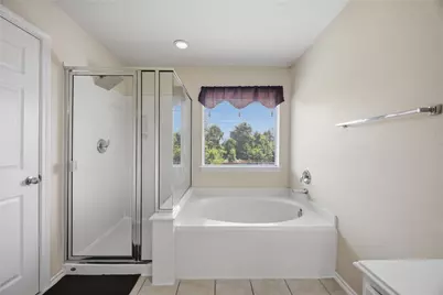 2951 Hackamore Hollow Lane, Houston, TX 77014 - Photo 15