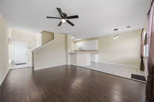 2951 Hackamore Hollow Ln, Houston, TX 77014 - Photo 5