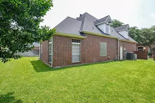 45 Ambleside Crescent Dr, Sugar Land, TX 77479 - Photo 37