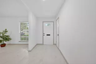 5731 Willowbend Blvd, Houston, TX 77096 - Photo 9