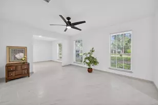 5731 Willowbend Blvd, Houston, TX 77096 - Photo 11