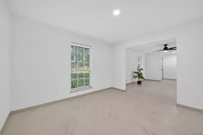 5731 Willowbend Boulevard, Houston, TX 77096 - Photo 17