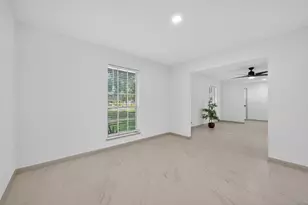 5731 Willowbend Blvd, Houston, TX 77096 - Photo 17