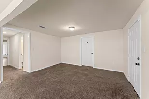 1106 5th St, Hempstead, TX 77445 - Photo 31