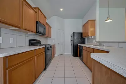 21406 Rioja Bluff Lane, Katy, TX 77449 - Photo 9