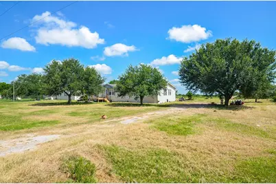 238 Boone Circle, East Bernard, TX 77435 - Photo 17