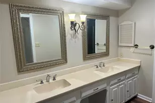 103 Wroxton, Conroe, TX 77304 - Photo 15