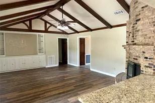 103 Wroxton, Conroe, TX 77304 - Photo 9