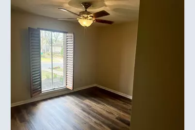 103 Wroxton, Conroe, TX 77304 - Photo 11