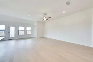 4760 Bakers Lndg Dr, Katy, TX 77493 - Photo 5