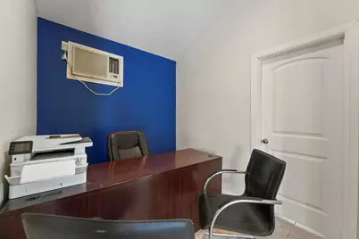 6455 Cunningham Road, Houston, TX 77041 - Photo 15