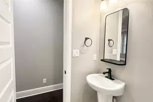 2116 Couch St, Houston, TX 77008 - Photo 15