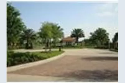 6311 Redfish Reef Drive, Beach City, TX 77523 - Photo 3