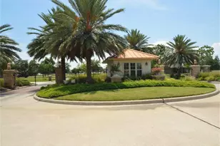6311 Redfish Reef Dr, Beach City, TX 77523 - Photo 3