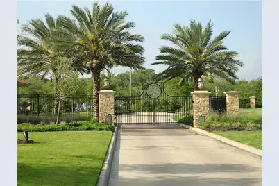 6311 Redfish Reef Drive, Beach City, TX 77523 - Photo 1